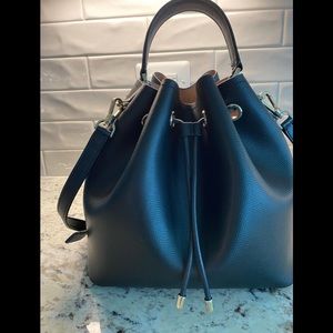 KATE SPADE VIVIAN BLACK MEDIUM BUCKET BAG